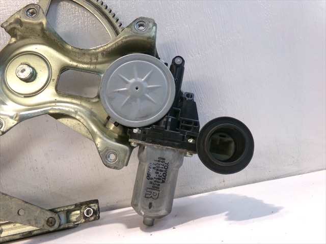 Foto 2ª: Elevalunas Eléctrico Delantero Derecho Lexus GS 3.0 G 2005-2012 [3GRFSE] (2006)