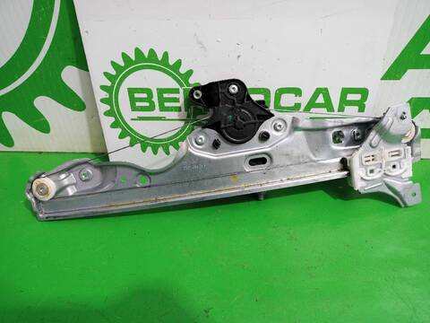 Foto 3ª: Elevalunas Eléctrico Delantero Izquierdo Nissan Qashqai 1.3 DIG-T 140CV [HR13DDT] (2013)