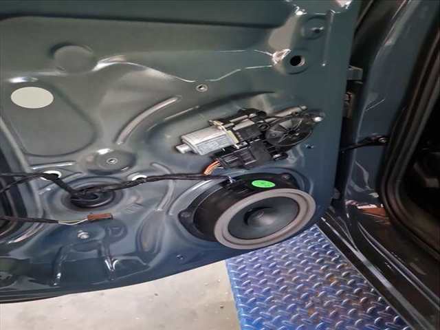 Elevalunas Manual Trasero Izquierdo Cupra Leon 1.5 ETSI 150CV 110KW