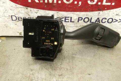Foto 2ª: Mando Multifuncion Ford Focus 1.6 TDCI CAT BERLINA 109CV 80KW [G8DA] (2004)