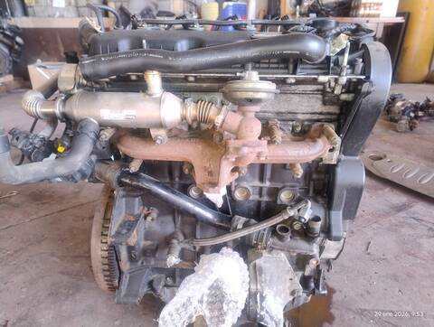 Foto 3ª: Motor Completo Citroen C5 BERLINA (2001)