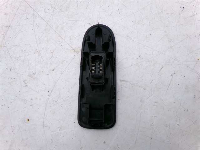 Foto 2ª: Botonera Elevalunas Citroen C3 1.4 HDI 2013-2016 [8HR] (2014)