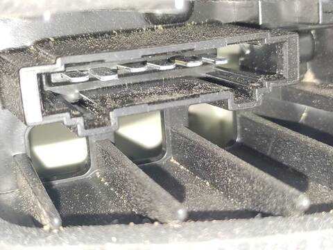 Foto 3ª: Piloto Trasero Izquierdo Skoda Octavia 1.6 TDI 105CV 77KW [CLHA] (2015)