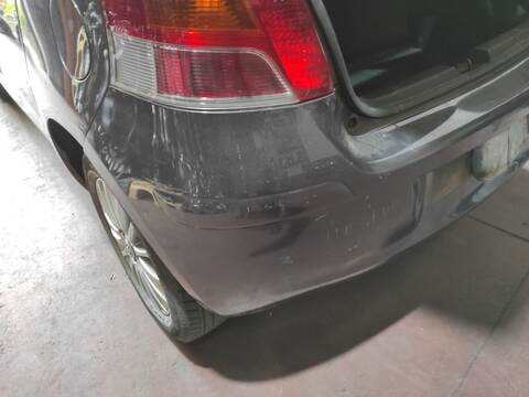 Foto 3ª: Paragolpes Trasero Toyota Yaris 1NR (2009)