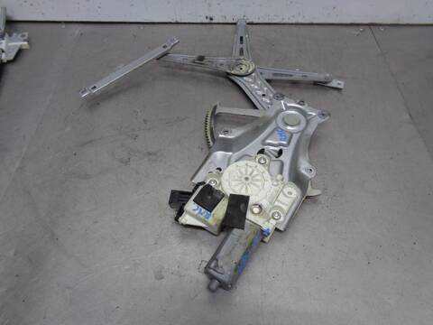 Foto 3ª: Elevalunas Eléctrico Delantero Izquierdo Opel Vectra COMFORT BERLINA 101CV 74KW [Y20DTH] (2004)