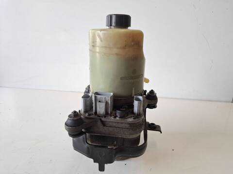 Bomba de Direccion Ford Focus TREND 1.8 TDCI TD CAT 116CV