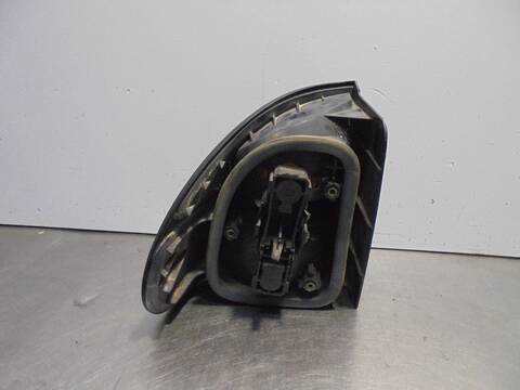 Foto 3ª: Piloto Trasero Derecho Renault Laguna 95CV 70KW (1998)