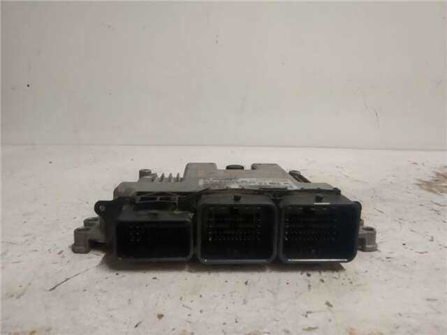 Foto 2ª: Centralita Motor ECU Peugeot 208 1.4 ALLURE [1.4 LTR. - 50 KW HDI FAP] [8H01]