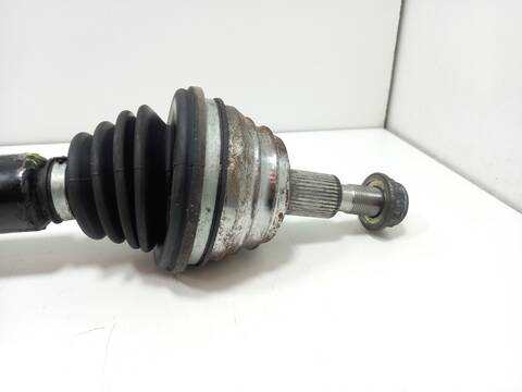 Foto 2ª: Transmision Delantera Derecha Volkswagen Golf AUM BERLINA (2001)