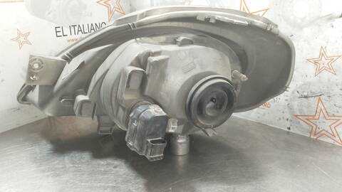 Foto 2ª: Faro Derecho Opel Vivaro FURGON 2.7T CORTO 101CV 74KW [F9Q U7] (2002)