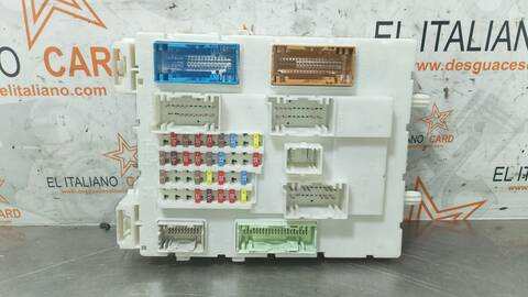 Caja Reles Fusibles Volvo V40 R-DESIGN MOMENTUM 150CV 110KW