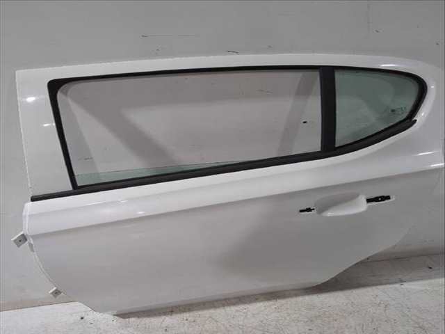 Foto 2ª: Puerta Trasera Izquierda Opel Corsa 1.3 CDTI 08 68) 75CV [B 13 DTC B 13 DTN] (2014)