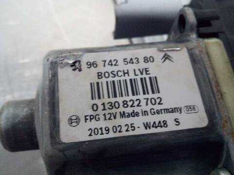 Foto 3ª: Elevalunas Eléctrico Delantero Derecho Peugeot 208 156CV 115KW