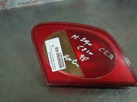 Foto 1ª: Piloto Trasero Derecho Mercedes Clase E 180 BERLINA 95CV 70KW (1995)