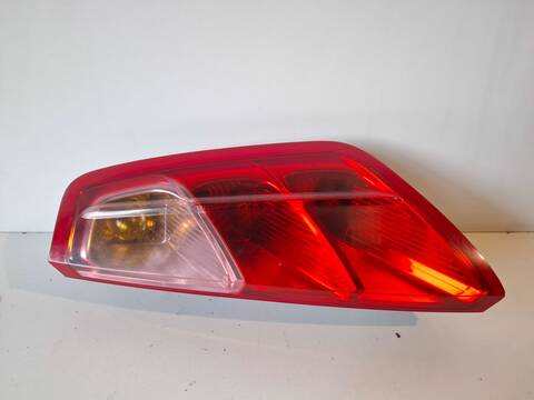 Piloto Trasero Derecho Fiat Punto 1.3 16V MULTIJET DYNAMIC 66KW) 90CV
