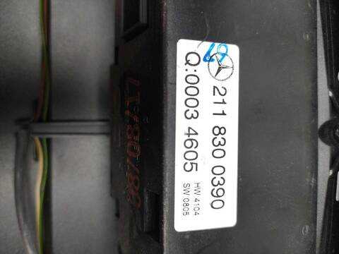 Foto 2ª: Mando Climatizador Mercedes Clase E 180 E 240 211.061) (2002)