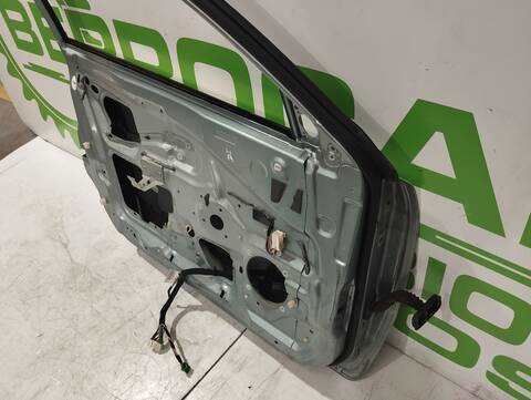 Foto 3ª: Puerta Delantera Izquierda Volvo S40 1.6 CAT BERLINA 109CV 80KW [B4164S2] (2003)