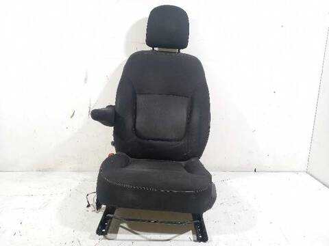 Foto 2ª: Asiento Delantero Izquierdo Renault Trafic COMBI 9 L1H1 2 8T 8/9 PLAZAS) 125CV 92KW [R9M452] (2016)