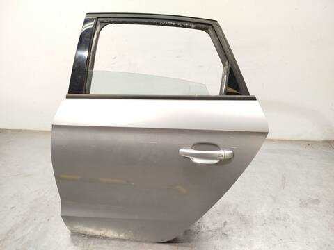 Foto 3ª: Puerta Trasera Izquierda Audi A1 1.6 TDI 115CV 85KW [CXMA] (2016)