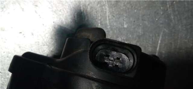 Foto 3ª: Faro Antiniebla Delantero Derecho Audi A3 2.0 TDI AMBIENTE (DPF) [2.0 LTR. - 103 KW TDI] [BMM]
