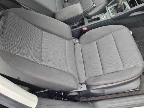 Foto 1ª: Asientos Traseros Audi A3 1.6 TDI ATTRACTION 105CV 77KW [CAYC] (2011)