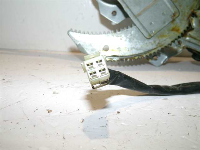 Foto 4ª: Elevalunas Eléctrico Delantero Izquierdo Rover Serie 400 414 1.4 G 1990-1995 [14K4F] (1994)