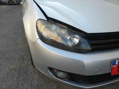 Faro Derecho Volkswagen Golf CAYC