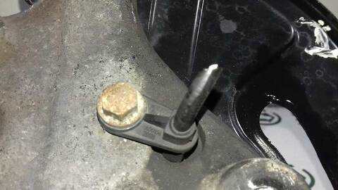 Foto 3ª: Mangueta Delantera Izquierda Mercedes Clase C 160 2.2 CDI CAT BERLINA 143CV 105KW [OM611962] (2000)