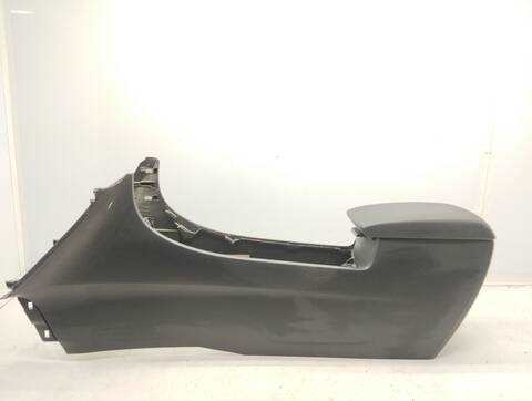 Foto 1ª: Consola Central Mazda 3 1.6 CRDT ACTIVE BERLINA 109CV 80KW [Y6] (2009)