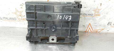 Foto 2ª: Caja Reles Fusibles Peugeot 407 PREMIUM 136CV 100KW [RHRDW10BTED4] (2008)