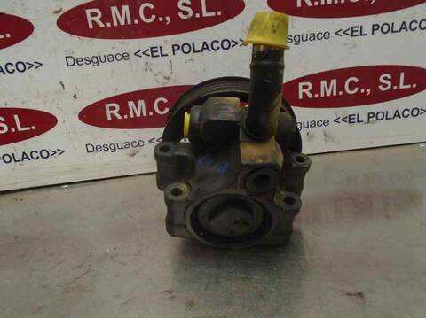 Foto 2ª: Bomba de Direccion Ford Focus AMBIENTE BERLINA 100CV 74KW [FYDB] (2001)