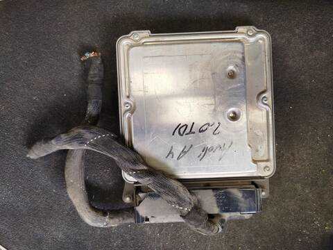 Foto 3ª: Centralita Motor ECU Audi A4 BERLINA (2004)