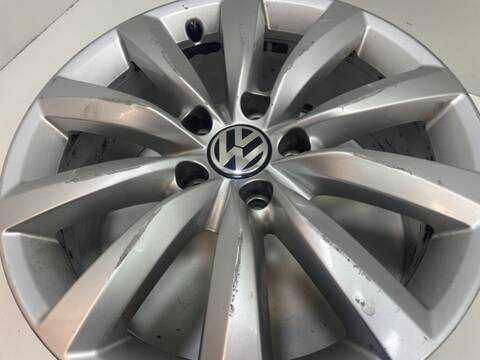 Foto 2ª: Juego LLantas Volkswagen Tiguan CFF (2013)