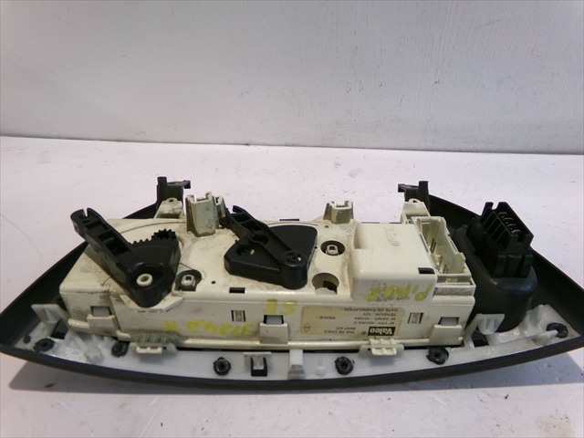 Foto 3ª: Mando Calefacción A. A. Renault Megane 1.4 G COUPE,1999-2002 [K4J] (1999)