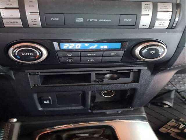 Foto 2ª: Mando Climatizador Mitsubishi Montero 3.2 DI-D V88W V98W) 160CV 118KW [4M41] (2007)