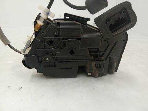 Foto 4ª: Cerradura Puerta Delantera Derecha Skoda Rapid 1.6 TDI 105CV 77KW [CAYC,CLNA] (2014)