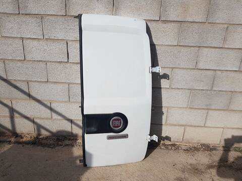 Foto 1ª: Luna Puerta Corredera Derecha Fiat Doblo SX FURGON 105CV 77KW [46346020] (2022)