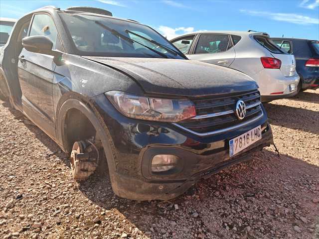 Foto 3ª: Paragolpes Delantero Volkswagen T-Cross 1.0 TSI 95cv [DKLA] (2020)