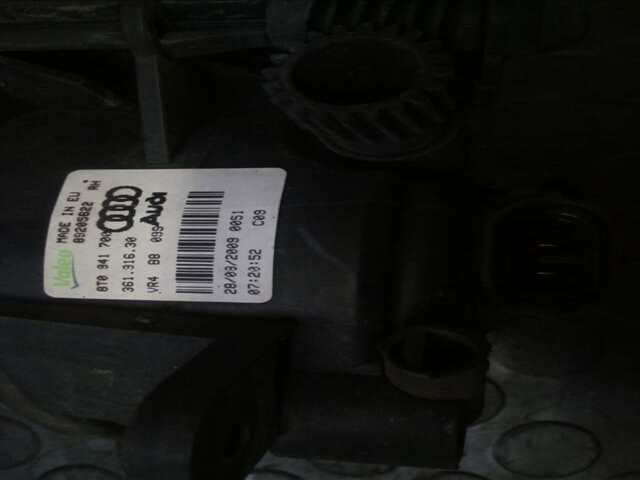 Foto 2ª: Faro Antiniebla Delantero Derecho Audi A4 2.700 TDI 163CV/120KW AVANT BERLINA [CGK] (2009)