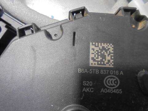 Foto 3ª: Cerradura Puerta Delantera Derecha Volkswagen T-Cross ADVANCE 116CV 85KW [DKRF] (2019)