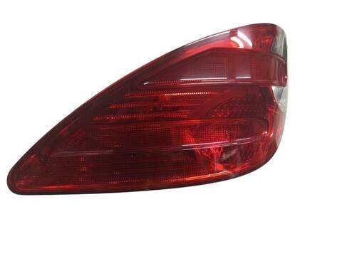Foto 2ª: Piloto Trasero Derecho Mercedes Clase R 280 R 320 CDI 4-MATIC 251.022 251.122) (2005)