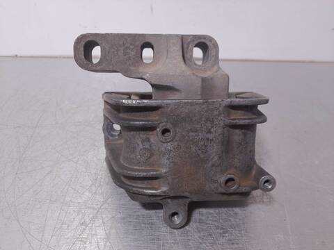 Foto 3ª: Soporte Motor Audi A3 1.9 TDI AMBIENTE 105CV 77KW [BLS] (2006)