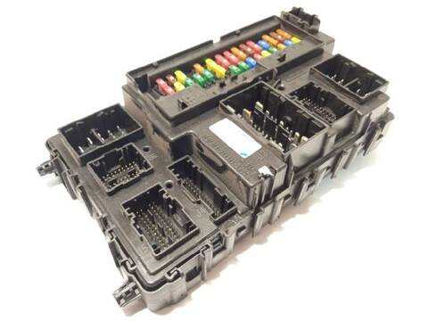 Caja Reles Fusibles Ford Mondeo 2.0 TDCI CAT 150CV 110KW