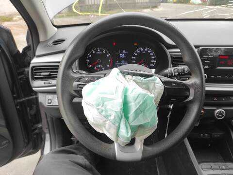 Volante Kia Rio G4LA