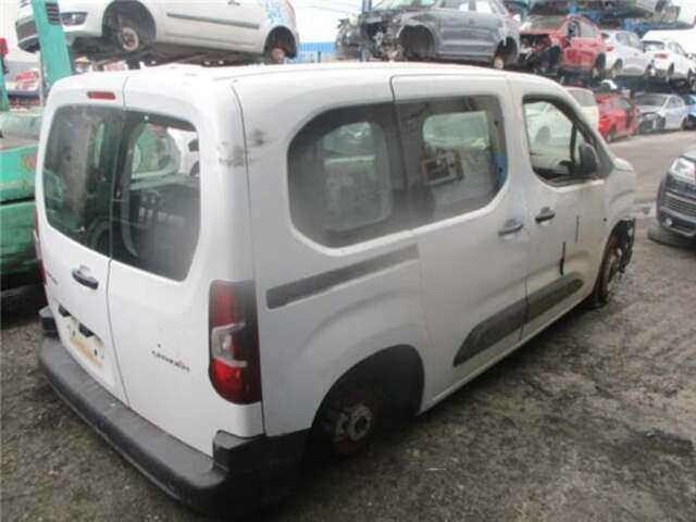 Foto 2ª: Sistema Audio Radio CD Citroen Berlingo 1.5 BERLINGO M [1.5 LTR. - 75 KW BLUE-HDI FAP] [YH01]
