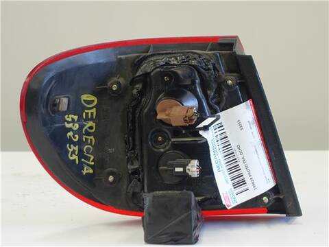 Foto 2ª: Piloto Trasero Derecho Nissan Almera 1.8 114CV 84KW [G-QG18] (2000)