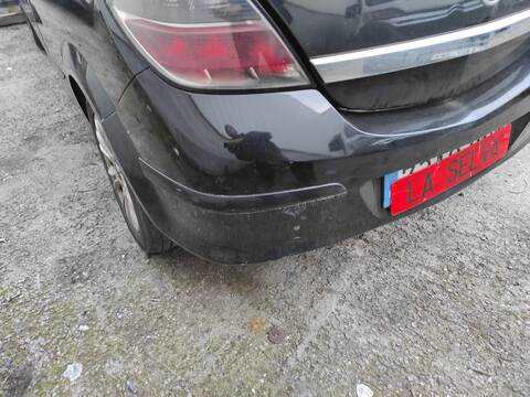 Foto 2ª: Paragolpes Trasero Opel Astra A17DTJ (2009)