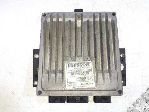 Centralita Motor ECU Renault Megane AUTHENTIQUE BERLINA 82CV 60KW II BERLINA 5P