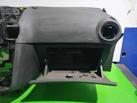 Foto 3ª: Salpicadero Opel Corsa 1.3 16V CDTI 75CV [Z13DTJ] (2006)