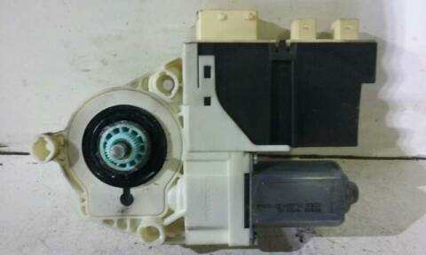 Foto 3ª: Elevalunas Eléctrico Delantero Izquierdo Citroen C5 2.0 16V CAT RFJ - EW10A) BERLINA 140CV 103KW (2005)